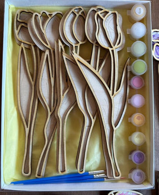 set of 5 paintable tulips