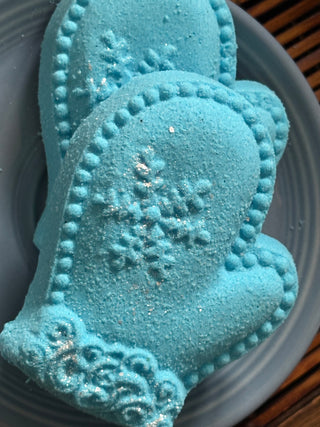 Blue Mitten Bath Bomb