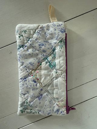 Vintage Quilt Zipper Pouch