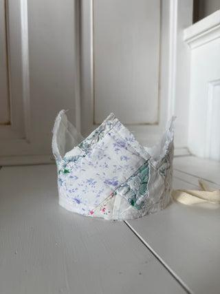 Vintage Quilt Crown