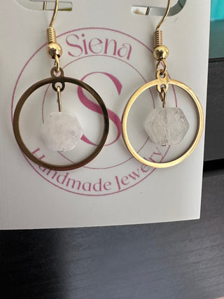Drop Hexagonal white stone