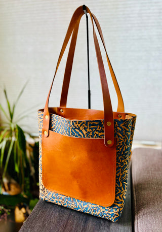 Leather Tote With Limited Edition SB Foot Leather