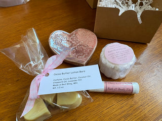 Seaside Cottage Gift Box