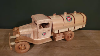 Model Classic Oil Tanker